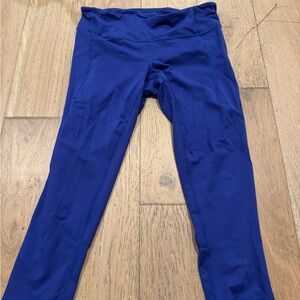 Cropped Blue Leggings